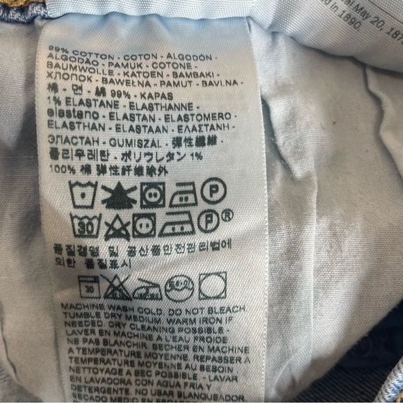 Levi’s boyfriend mid rise jeans distressed size 31 - Picture 7 of 7